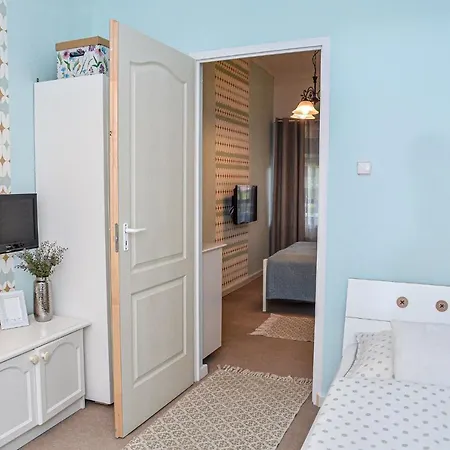 Apartament Holly Vendeghaz *