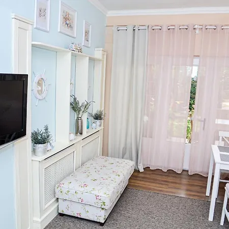 Holly Vendeghaz Hajdúszoboszló