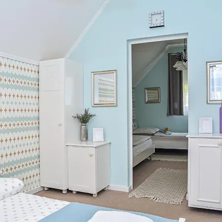 Holly Vendeghaz Hajdúszoboszló