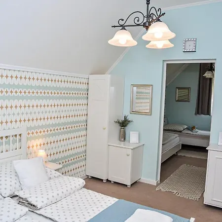 Apartament Holly Vendeghaz *