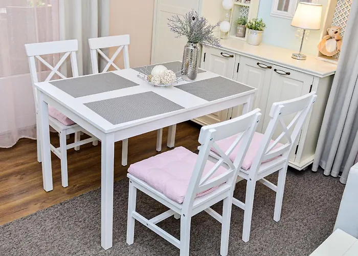 Holly Apartman