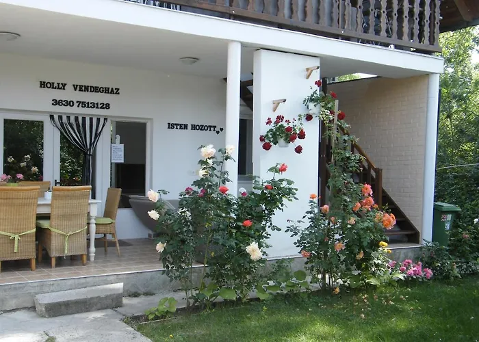 Holly Apartman